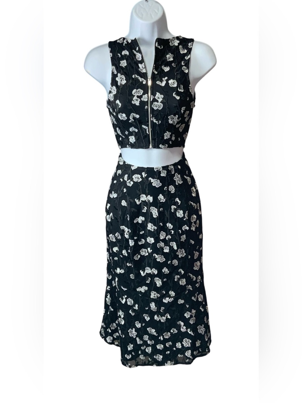 Ali & Jay Calamigos Black/White Floral Midi Dress